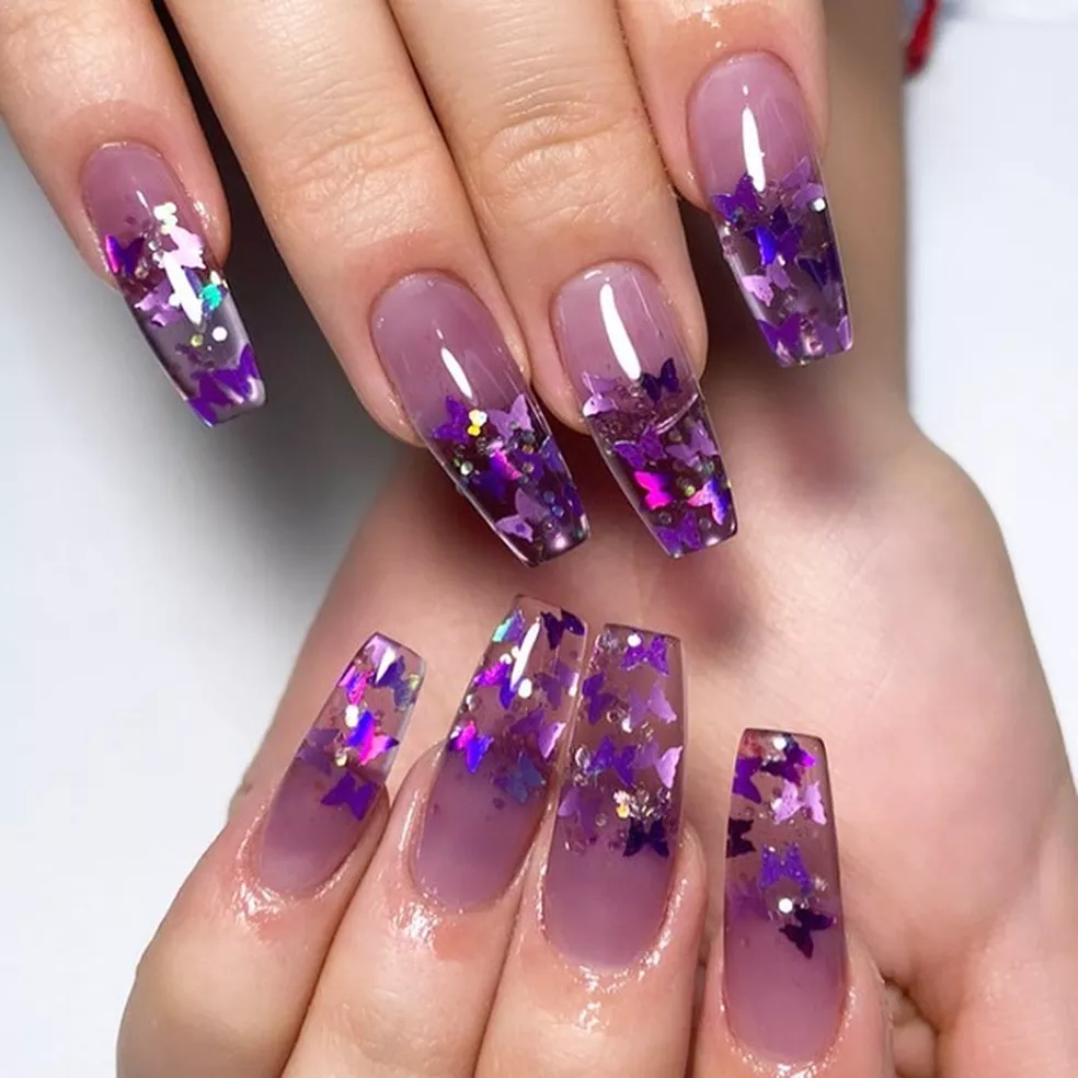 Esmaltes Com Glitter: Dicas Para Arrasar No Brilho [+ 10 Inspirações]