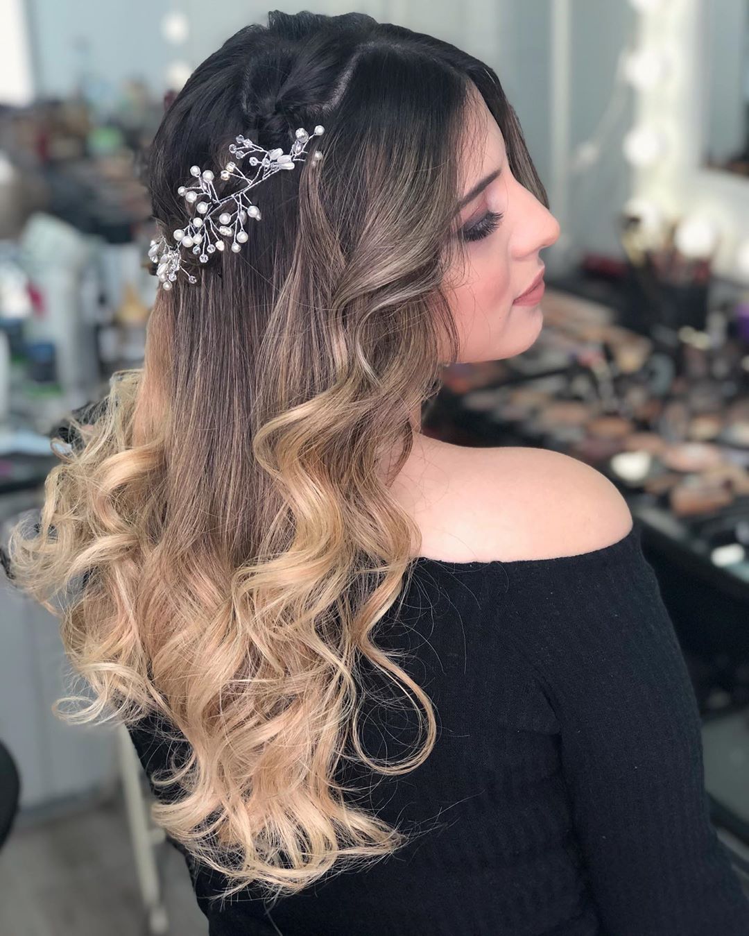 Imagem Com Penteado Com Babyliss E Acessório