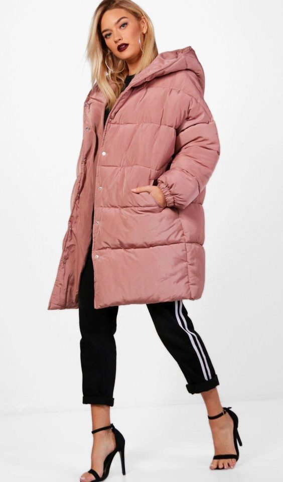 Imagem com maxi puffer jacket rosa