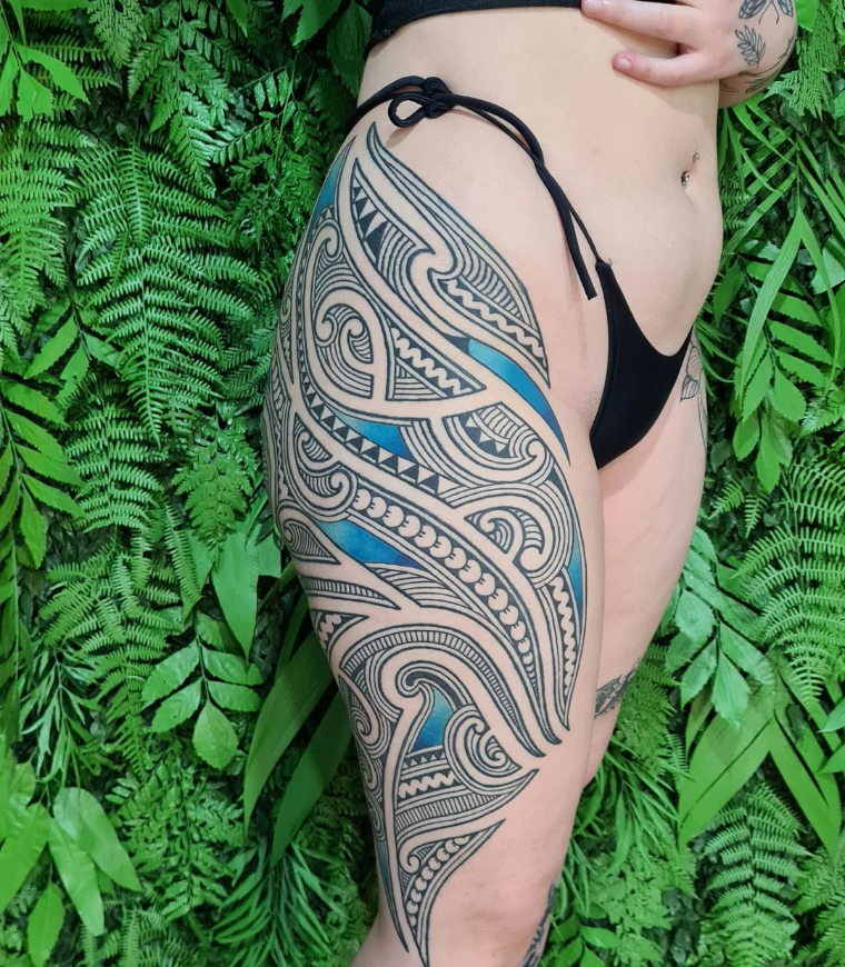 Imagem Com Tatuagem Tribal Feminina Maori Livre