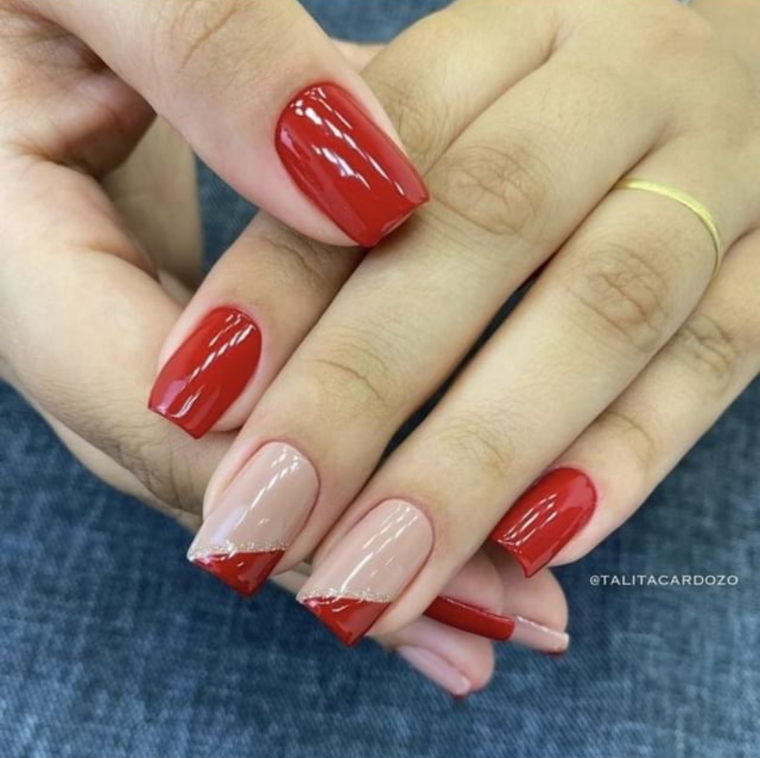 Imagem Com Unhas Grandes Vermelhas E Nudes