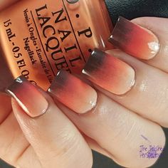 Imagem com unhas ombré nude, laranja e marrom