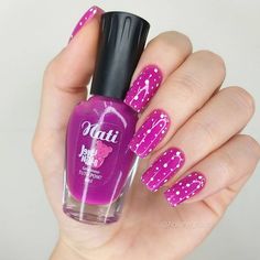 Imagem Com Jelliy Nails Lilás Com Bolinhas