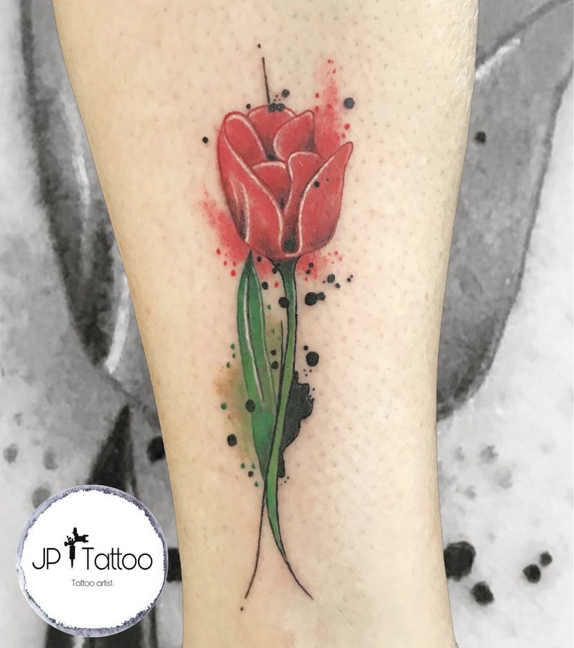 Imagem Com Tatuagem De Tulipa