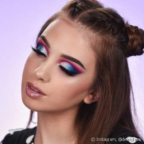 Imagem com maquiagem colorida com cut crease