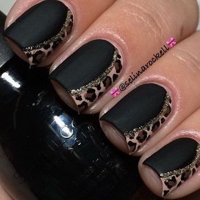 Imagem Com Unhas Decoradas Pretas Com Animal Print