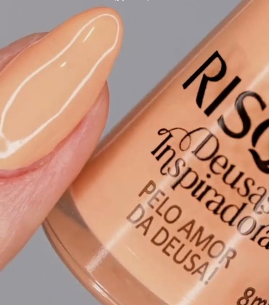 Imagem Com  Efeito Laranja Suave Do Novo Esmalte Laranja Da Risqué