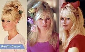 Imagem com Franja Bardot (origem da tendência)