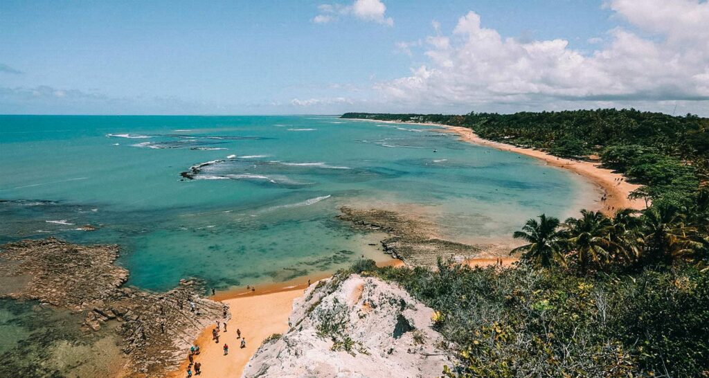 Imagem com Praia do Espelho – Caraíva