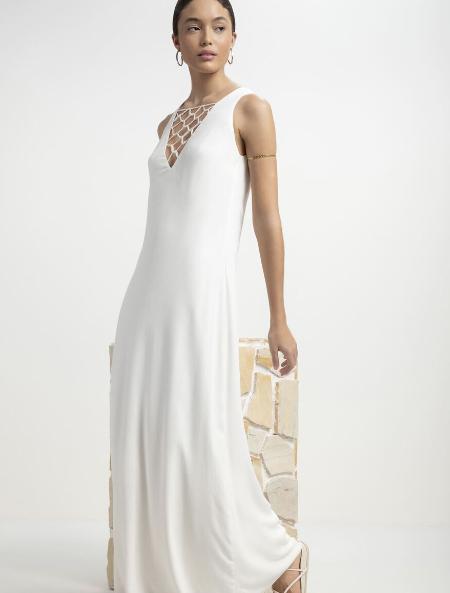 Imagem Vestido branco em crepe com bordado