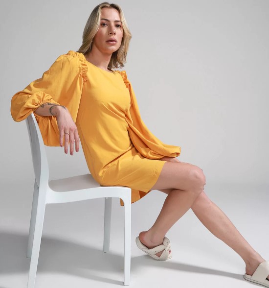 Imagem Vestidos com manga bufante amarelo 