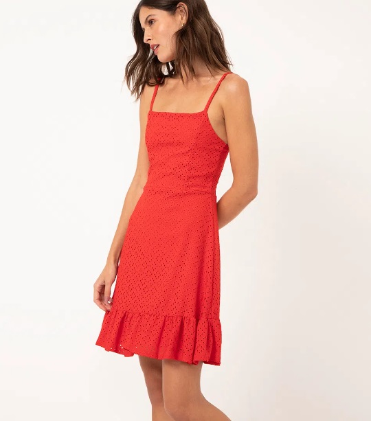 Vestidos Vermelhos: Modelo Curto Decote Reto Imagem Vestido Vermelho Curto Decote Reto
