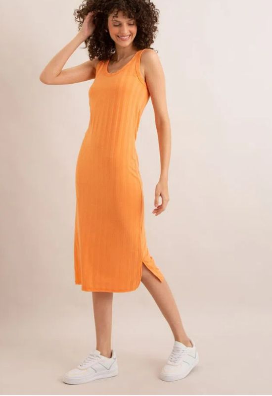 Vestidos Colados: Modelo Midi Canelado Básico Com Fenda E Alça Média Imagem Vestido Colado Midi Canelado Básico Com Fenda E Alça Média