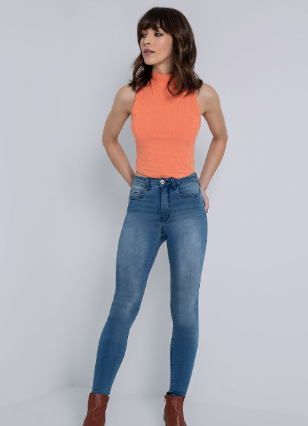 Calças Jeans Femininas: 16 Looks Mais Lindos E Incríveis!