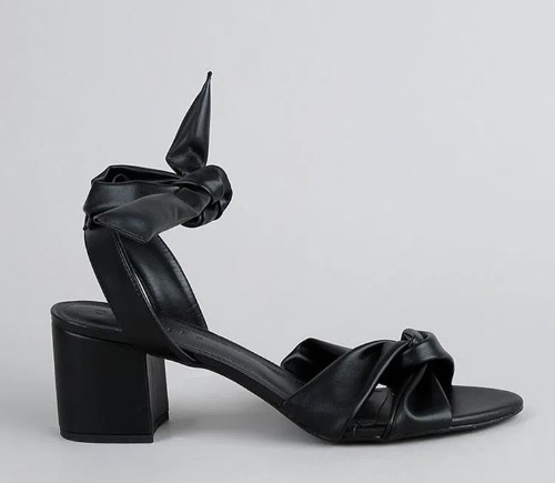 Imagem Sandália Com Amarração Salto Grosso Baixo Preto