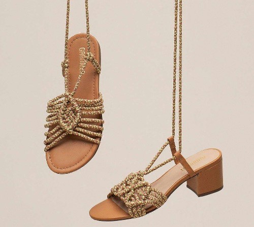 Imagem Sandália Com Amarração Rasteira Gabriela Tressê