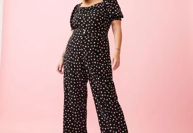 Calca-pantalona-plus-size-preta.webp