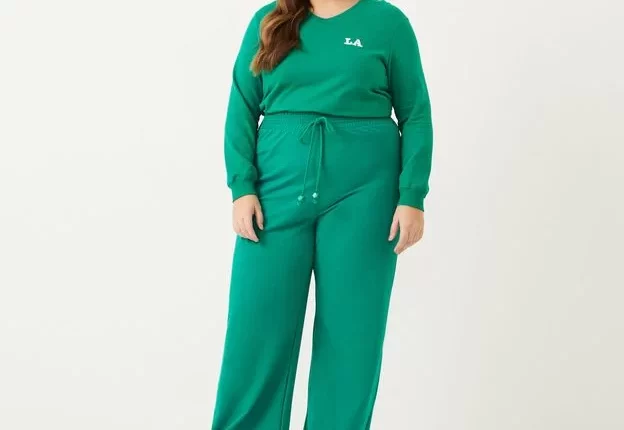 Calca-pantalona-plus-size-verde.webp