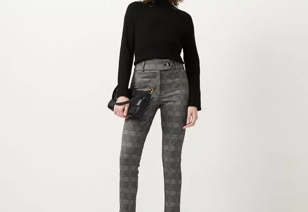 Calca-xadrez-feminina-renner-legging.webp