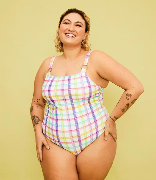 Imagem Maiô Renner plus size xadrez