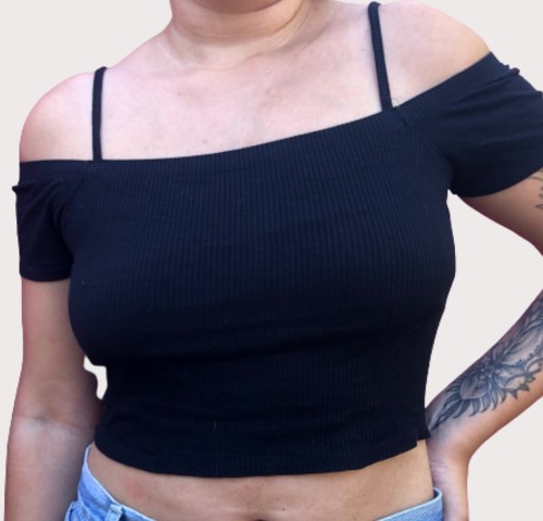 Imagem:  Cropped Ombro A Ombro Preto Básico