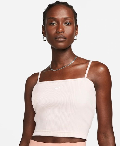 Imagme: Cropped Nike Essencial Branco