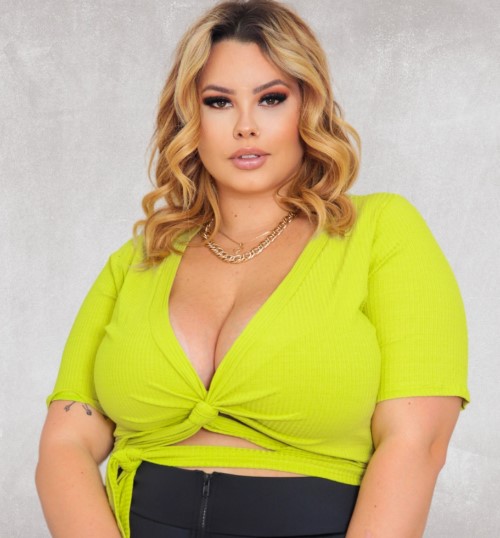 Imagem: Cropped Verde Lima Shopee Plus Size