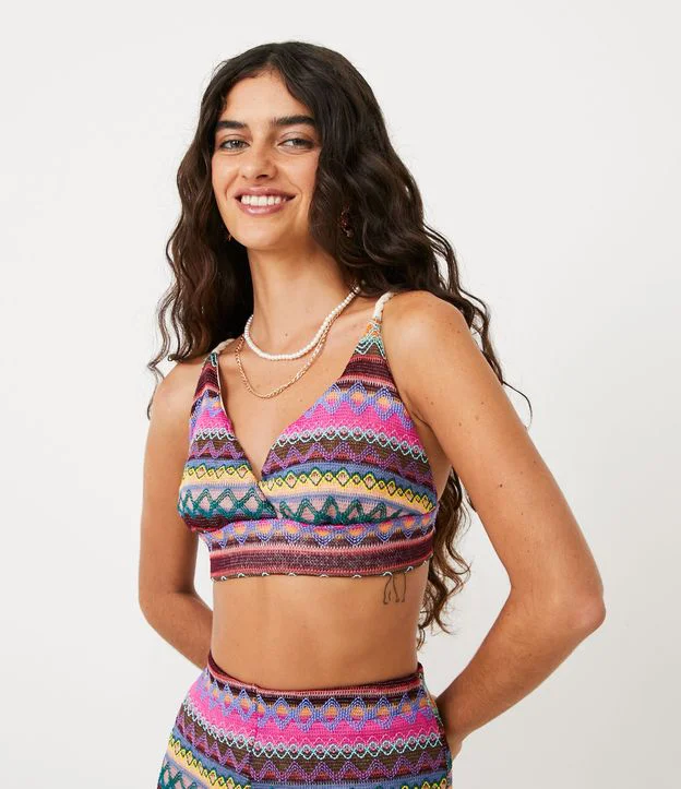 Cropped Tricot: Modelo Com Alças Multicor Imagem Cropped Tricot Com Alças Multicor