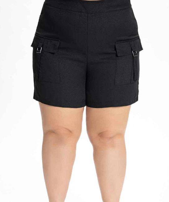 Imagem Short cargo preto plus size com bolso