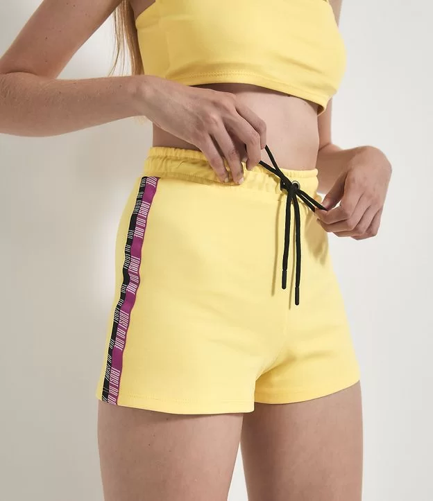 Imagem Short moletom feminino com amarração amarelo