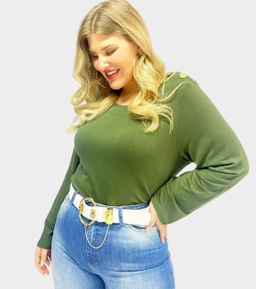 Cropped Verde Militar: Modelo Manga Longa Imagem: Cropped Verde Militar Manga Longa