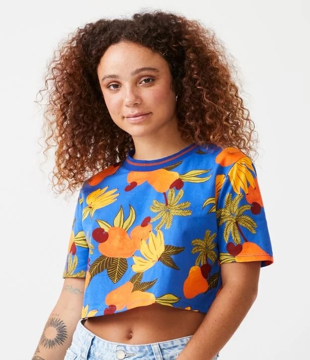 Cropped Estampado: 15 Opções Para Formar Um Look Lindo! Cropped Estampado: 15 Opções Para Formar Um Look Lindo!