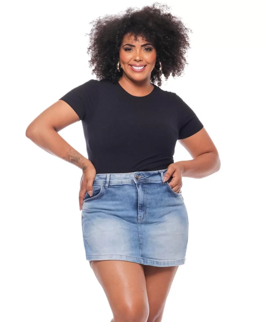 Imagem Minissaia jeans plus size cós médio