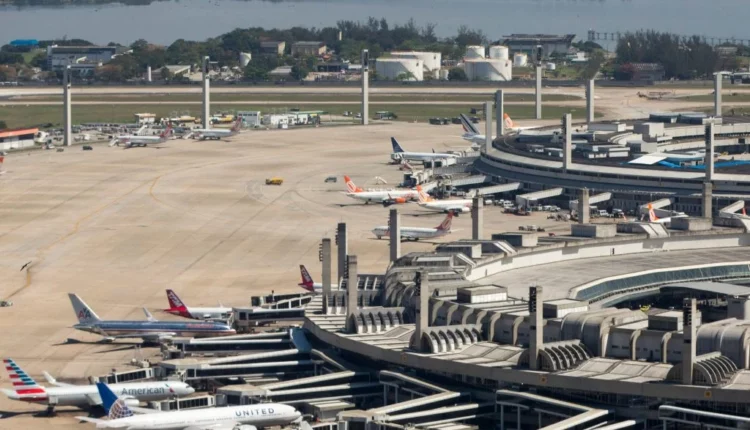 Imagem-com-Aeroporto-de-Galeao