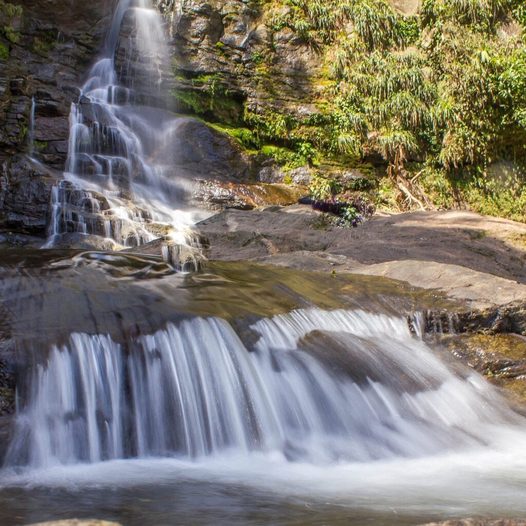 Imagem com Cachoeira Véu da Noiva, Mangaratiba