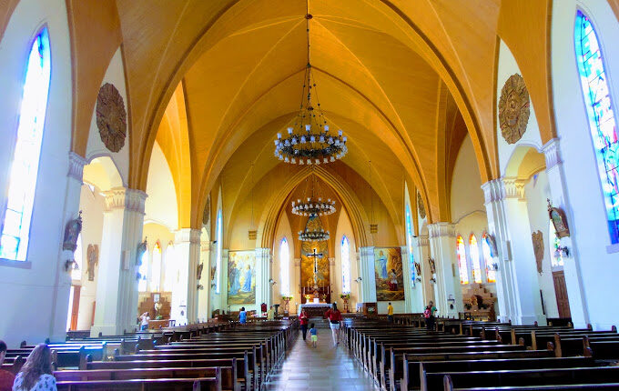 Imagem-com-Catedral-de-Pedra