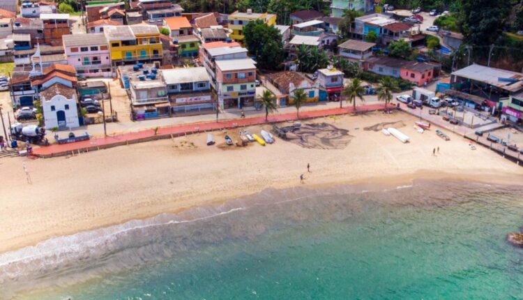 Imagem-com-Praia-Conceicao-do-Jacarei-Mangaratiba