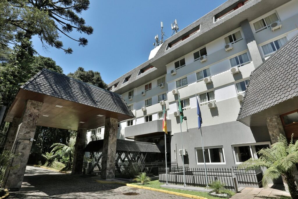 Imagem Com Tri Hotel