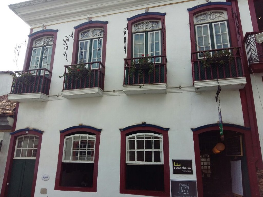Imagem com Escadabaixo Bar e Cozinha, no Café Geraes