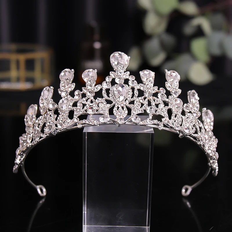Imagem com Luxo coroa de cabelo cristal nupcial