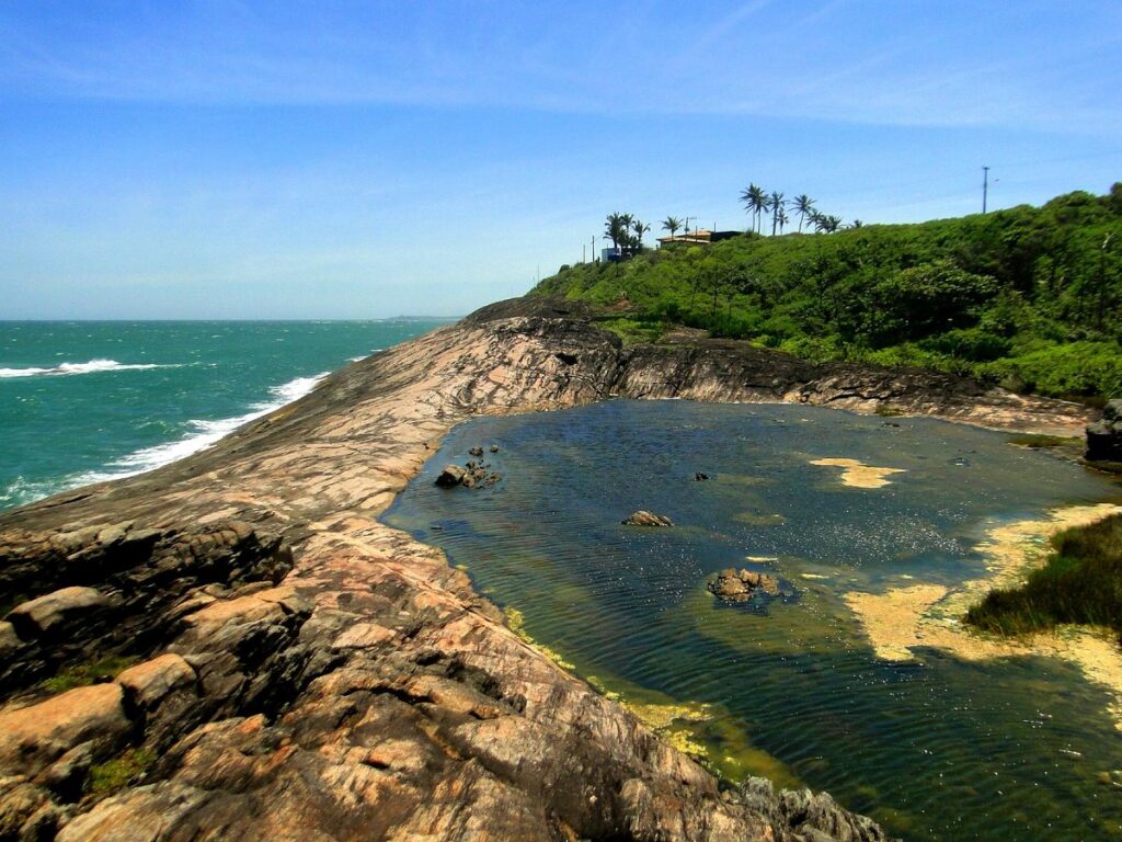 Imagem com Praia de Meaípe
