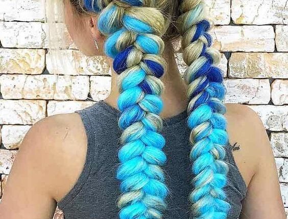 tranca-boxeadora-cabelo-colorido