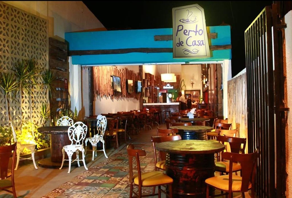 Imagem com Restaurante Perto de Casa