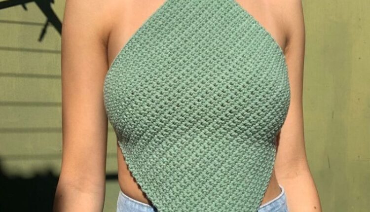 Imagem-com-cropped-frente-unica-triangular