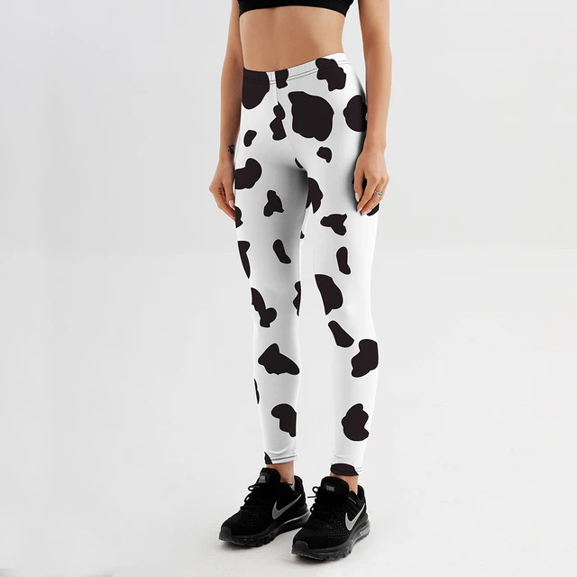 Imagem com calça legging estampa de vaca