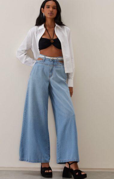 Calça jeans cut out