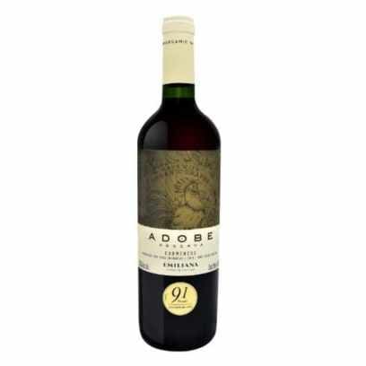 Melhores Vinhos Carménère: Veja O Top 6 E Experimente O Sabor Aveludado! Imagem Com Vinho Tinto Carmenere Reserva Emiliana Adobe Organico 750Ml