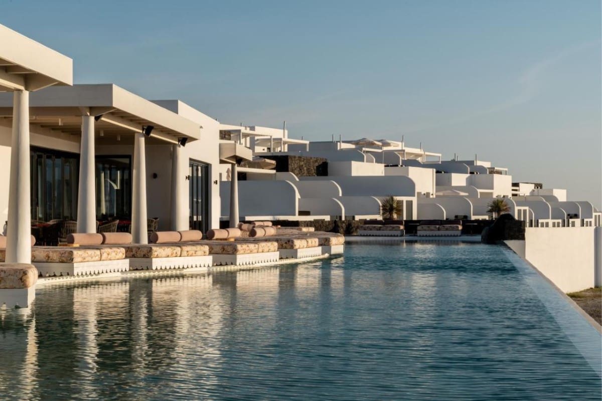 2- Cresanto Luxury Suites