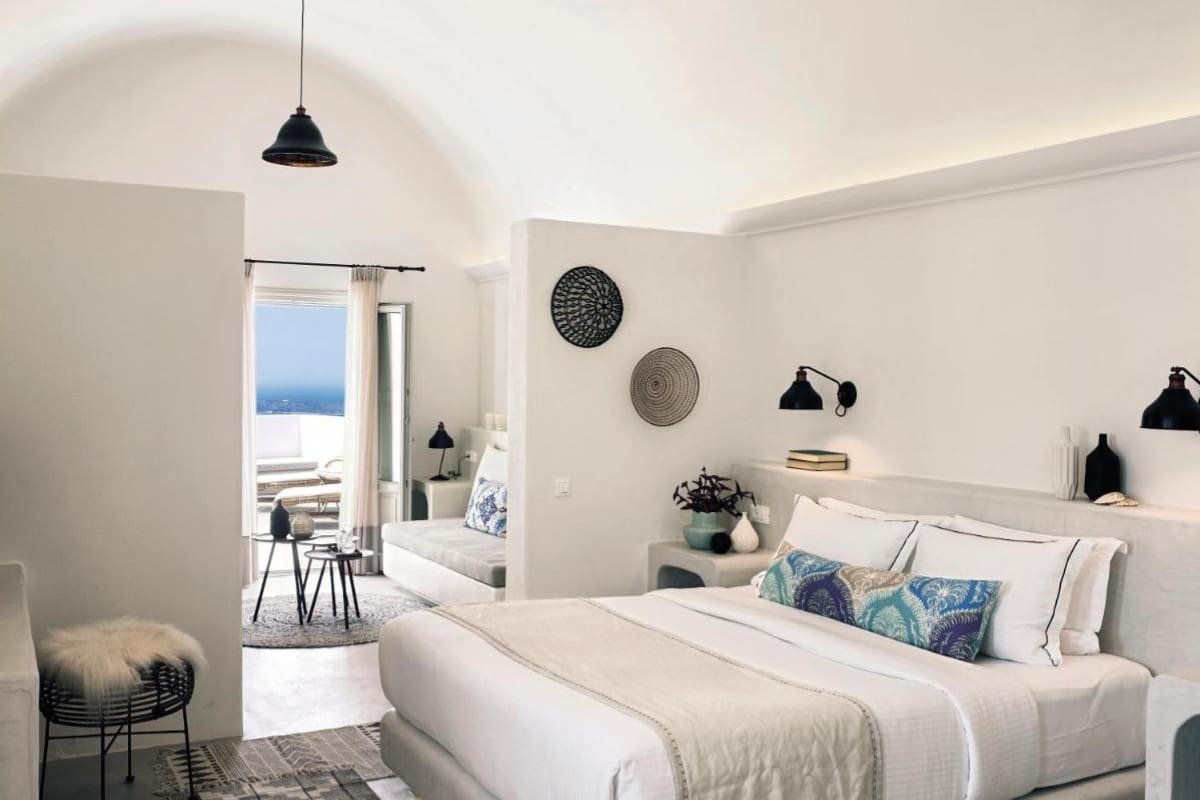 3- Santo Pure Oia Suites &Amp; Villas