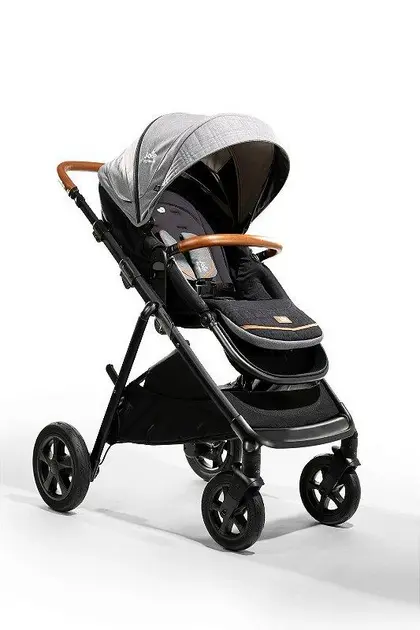Carrinho de Bebê Joie Aeria Eclipse Preto 0 a 22kg Carrinho de Bebê Joie Aeria Eclipse Preto 0 a 22kg